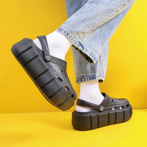Comfortable women's platform slides ideal for summer and vacations.